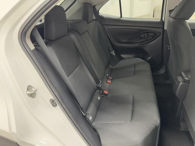 ヤリスクロス G 衝突被害軽減ブレーキ 車検整備付 レンタカー使用歴 ドライブレコーダー Bluetoothオーディオ ミュージックプレイヤー接続可 USB接続 ETC装備 レーンキープ スマートエントリー ABS(18枚目)