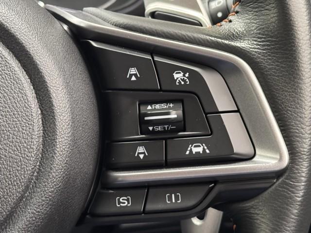 ＸＶ ２．０ｉ－Ｓ　アイサイト　衝突被害軽減ブレーキ　４ＷＤ　ナビＴＶ　Ｂカメラ　記録簿付き　クルコン　１オーナー　ＥＴＣ車載器　電動パワーシート　ＤＶＤ再生　ミュージックプレイヤー接続可　横滑り防止機能　ＬＥＤヘッドランプ　ＡＢＳ（13枚目）