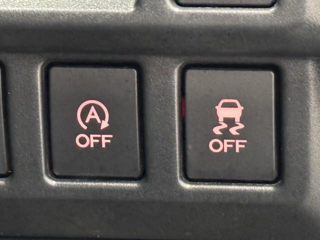 ＸＶ ２．０ｉ－Ｓ　アイサイト　衝突被害軽減ブレーキ　４ＷＤ　ナビＴＶ　Ｂカメラ　記録簿付き　クルコン　１オーナー　ＥＴＣ車載器　電動パワーシート　ＤＶＤ再生　ミュージックプレイヤー接続可　横滑り防止機能　ＬＥＤヘッドランプ　ＡＢＳ（16枚目）