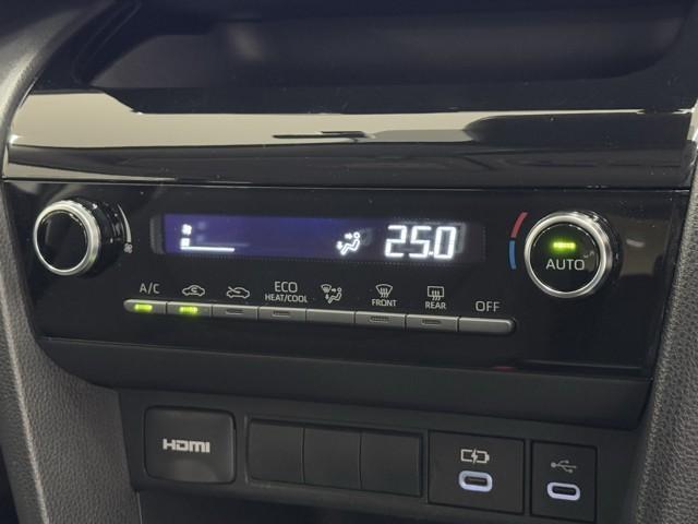 ヤリスクロス G 衝突被害軽減ブレーキ 車検整備付 レンタカー使用歴 ドライブレコーダー Bluetoothオーディオ ミュージックプレイヤー接続可 ETC装備 USB接続 スマートエントリー 横滑防止装置 AHB(10枚目)