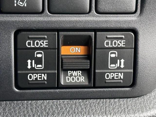 ノア Ｇ　衝突被害軽減ブレーキ　車検整備付　後席モニター　４ＷＤ　両側パワースライドドア　前後ドライブレコーダー　アイドリングストップ　Ｂｌｕｅｔｏｏｔｈ音楽　クルーズコントロール　３列シート　ＬＥＤライト（17枚目）