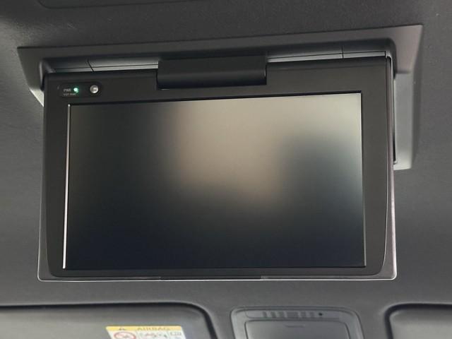 ノア Ｇ　衝突被害軽減ブレーキ　車検整備付　後席モニター　４ＷＤ　両側パワースライドドア　前後ドライブレコーダー　アイドリングストップ　Ｂｌｕｅｔｏｏｔｈ音楽　クルーズコントロール　３列シート　ＬＥＤライト（18枚目）