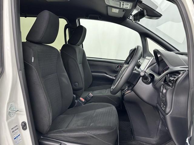 ノア Ｇ　衝突被害軽減ブレーキ　車検整備付　後席モニター　４ＷＤ　両側パワースライドドア　前後ドライブレコーダー　アイドリングストップ　Ｂｌｕｅｔｏｏｔｈ音楽　クルーズコントロール　３列シート　ＬＥＤライト（20枚目）