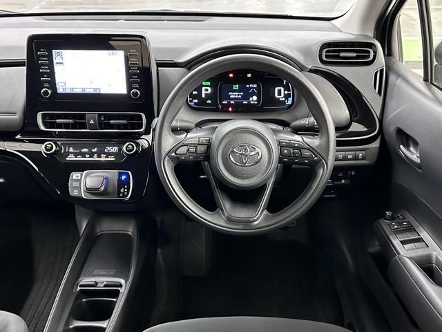 アクア X 踏み間違い防止 100V イモビ ナビ&TV ドライブレコーダー フルセグ 点検記録簿 LEDヘッドライト スマートキー 横滑り防止機能 キーレスエントリー アルミホイール オートクルーズ ETC(7枚目)