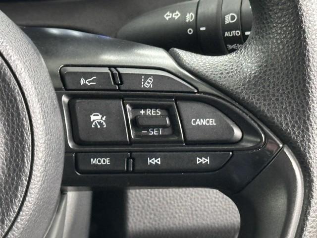 アクア X 踏み間違い防止 100V イモビ ナビ&TV ドライブレコーダー フルセグ 点検記録簿 LEDヘッドライト スマートキー 横滑り防止機能 キーレスエントリー アルミホイール オートクルーズ ETC(17枚目)