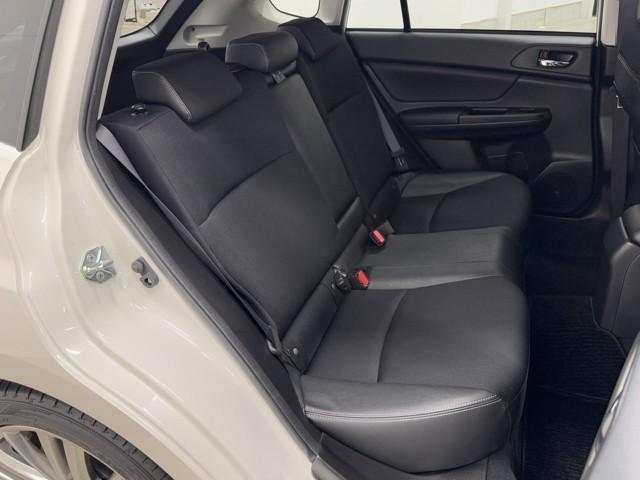 インプレッサスポーツ ２．０ｉ－Ｓアイサイト　２．０ｉ－Ｓアイサイト　運転支援機能　Ｂｌｕｅｔｏｏｔｈ　パナソニック製ナビ　フルセグＴＶ　ＨＩＤライト　スマートキー　レーダークルーズ　純正１７インチアルミ　４ＷＤ　５人乗り　オートエアコン（19枚目）