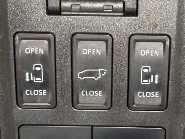 ヴェルファイアハイブリッド エグゼクティブラウンジ　トヨタ認定中古車　衝突被害軽減ブレーキ　４ＷＤ　ムーンルーフ　本革シート　ＥＴＣ２．０　パワーバックドア　両側パワースライドドア　クリアランスソナー　メモリーナビ　全周囲カメラ　ＬＥＤヘッドランプ（14枚目）