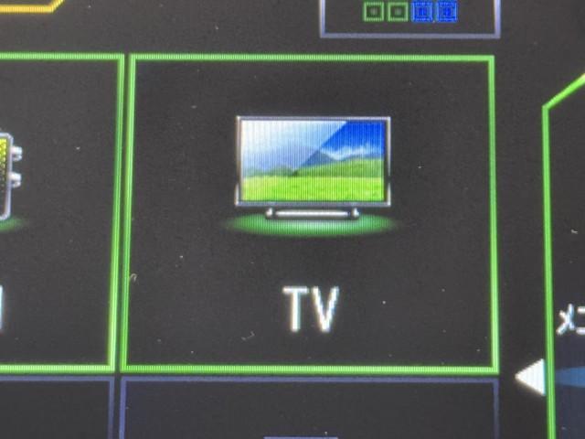 セレナ ハイウェイスター　Ｖセレクション　衝突被害軽減ブレーキ　全周カメラ　両側パワースライドドア　３列シート　ＥＴＣ　Ｉ－ＳＴＯＰ　ドライブレコーダー　ＬＥＤヘッドライト　オートクルーズコントロール　盗難防止システム　ウォークスルー（7枚目）