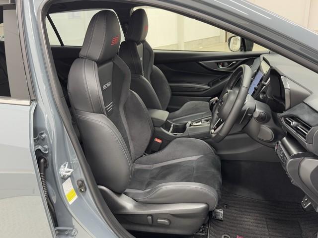 レヴォーグ ＳＴＩ　ＳＰＯＲＴ　衝突被害軽減ブレーキ　ドライブレコーダー　パワーバックドア　ＥＴＣ２．０　シートヒーター　Ｂｌｕｅｔｏｏｔｈオーディオ　ＵＳＢ接続　ＳＤナビ　バックモニター　パワーシート　１９インチアルミホイール（15枚目）