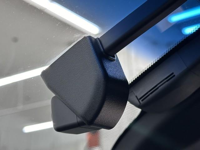 クラウンハイブリッド Ｓ　Ｃパッケージ　トヨタ認定中古車　衝突被害軽減ブレーキ　車検整備付　ドライブレコーダー　ＡＣ１００Ｖ電源　ＥＴＣ２・０　Ｂｌｕｅｔｏｏｔｈ対応　３６０°カメラ　ＬＥＤヘッドライト　メモリーナビゲーション　ＬＥＤ（14枚目）
