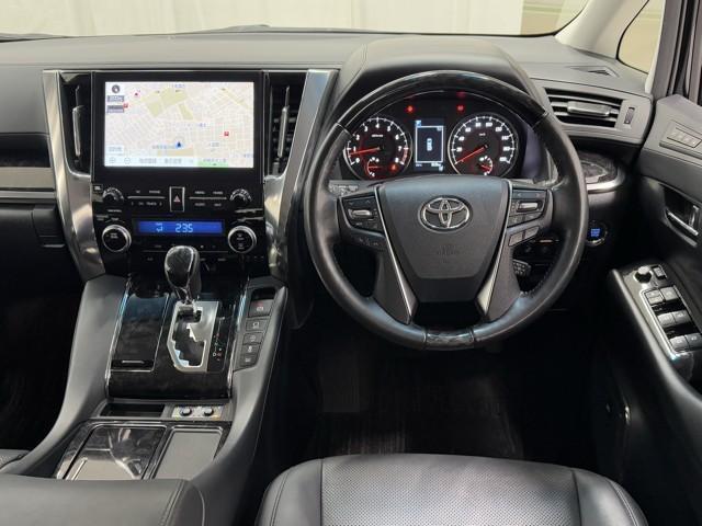 アルファード ３．５ＳＣ　トヨタ認定中古車　運転支援機能　地デジ　ＤＶＤ再生　ＡＣ１００Ｖ電源　前後ドライブレコーダー　メモリーナビ　ＥＴＣ２．０　盗難防止装置　後席用モニター　全周囲カメラ　スマートキー　Ｂｌｕｅｔｏｏｔｈ（6枚目）