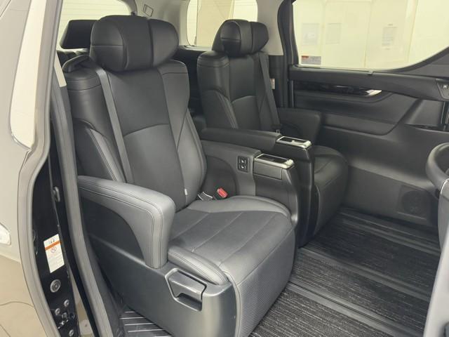 アルファード ３．５ＳＣ　トヨタ認定中古車　運転支援機能　地デジ　ＤＶＤ再生　ＡＣ１００Ｖ電源　前後ドライブレコーダー　メモリーナビ　ＥＴＣ２．０　盗難防止装置　後席用モニター　全周囲カメラ　スマートキー　Ｂｌｕｅｔｏｏｔｈ（20枚目）