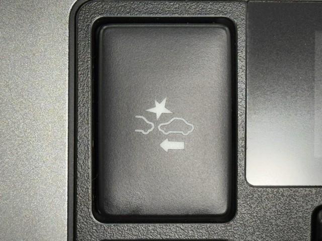 ハイエースバン ロングスーパーＧＬ　トヨタ認定中古車　運転支援機能　Ｂカメラ　ドライブレコーダー　フルセグテレビ　ＤＶＤ視聴可　キーレスエントリー　メモリーナビ　ＥＴＣ２．０　記録簿有　Ｂｌｕｅｔｏｏｔｈ　盗難防止装置　キーレス（16枚目）