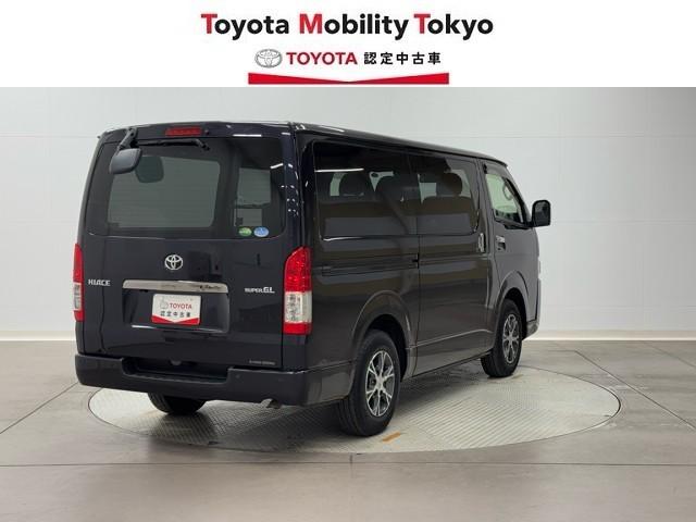 ハイエースバン スーパーＧＬ　ダークプライムＩＩ　トヨタ認定中古車　運転支援機能　衝突回避システム　純正ナビ　フルセグ　ドライブレコーダー　Ｂｌｕｅｔｏｏｔｈ　ドライブレコーダー付　スマートキー　ＬＥＤヘッドライト　両側スライドドア　ワンオーナー車（2枚目）