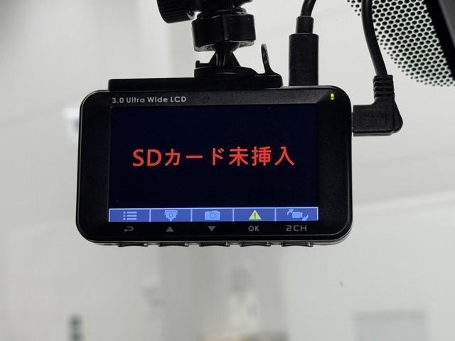 ハイエースバン スーパーＧＬ　ダークプライムＩＩ　トヨタ認定中古車　運転支援機能　衝突回避システム　純正ナビ　フルセグ　ドライブレコーダー　Ｂｌｕｅｔｏｏｔｈ　ドライブレコーダー付　スマートキー　ＬＥＤヘッドライト　両側スライドドア　ワンオーナー車（13枚目）