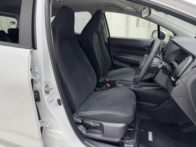 アクア Ｘ　トヨタ認定中古車　運転支援機能　踏み間違い防止　１００Ｖ電源　イモビ　ナビ＆ＴＶ　ドライブレコーダー　フルセグ　点検記録簿　ＬＥＤヘッドライト　スマートキー　横滑り防止機能　オートクルーズ　ＥＴＣ（16枚目）