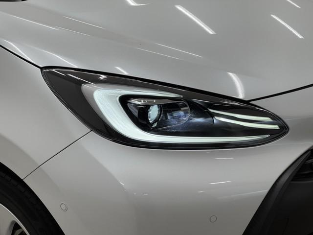 アクア Ｘ　トヨタ認定中古車　運転支援機能　踏み間違い防止　１００Ｖ電源　イモビ　ナビ＆ＴＶ　ドライブレコーダー　フルセグ　点検記録簿　ＬＥＤヘッドライト　スマートキー　横滑り防止機能　オートクルーズ　ＥＴＣ（19枚目）