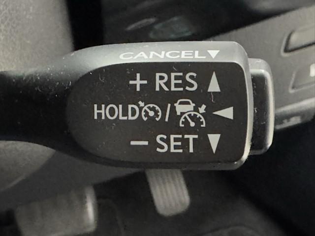 プリウス S トヨタ認定中古車 100V電源 DVD再生機能 運転支援機能 ESC スマートキ- 地デジ メモリーナビゲーション LEDヘッドライト ETC車載器 クルーズコントロール Bluetooth(13枚目)