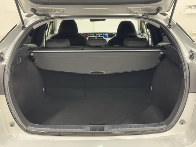 プリウス S トヨタ認定中古車 100V電源 DVD再生機能 運転支援機能 ESC スマートキ- 地デジ メモリーナビゲーション LEDヘッドライト ETC車載器 クルーズコントロール Bluetooth(19枚目)