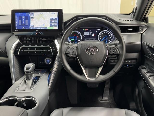 ハリアーハイブリッド Ｚ　トヨタ認定中古車　衝突被害軽減ブレーキ　全周囲カメラ　パワーバックドア　ドライブレコーダー　ＥＴＣ２．０　ＡＣ１００Ｖ電源　ＬＥＤランプ　横滑り防止装置　スマートキー　Ｂｌｕｅｔｏｏｔｈオーディオ（6枚目）