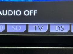 ＴＶが見れるチューナーを装備しています。　新しい車でも付いていないことで、ＴＶが見れない事も多々あるので要チェックです。 7