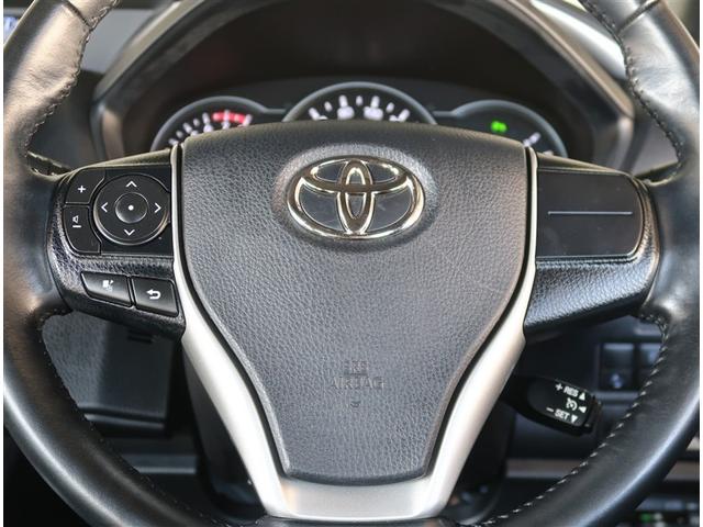 ヴォクシー ＺＳ　煌ＩＩＩ　純正９型ナビ　後席モニター　バックカメラ　衝突被害軽減　コーナーセンサー　スマートキー　ＬＥＤヘッドライト　ＥＴＣ　クルーズコントロール　オートハイビーム（11枚目）