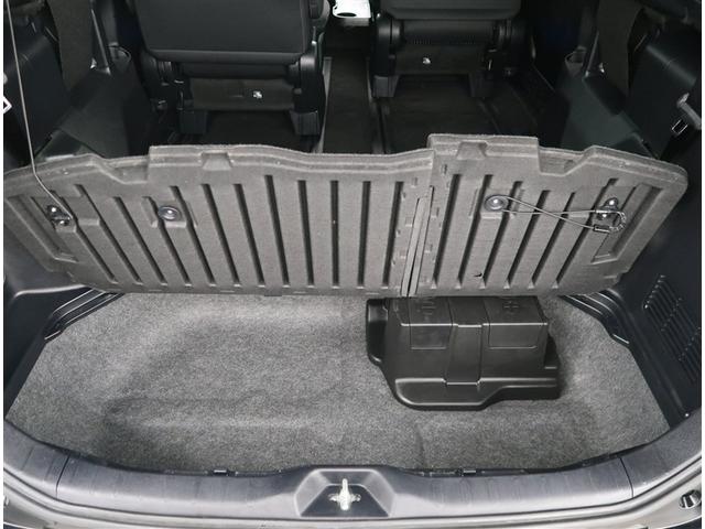 ヴォクシー ハイブリッドＺＳ　煌ＩＩ　純正１０型ナビ　１２型後席モニター　両側電動スライドドア　バックカメラ　スマートキー　ＬＥＤヘッドライト　ＥＴＣ２．０　純正１６インチアルミホイール　車線逸脱警報　オートライト　ＣＤ／ＤＶＤ再生（20枚目）