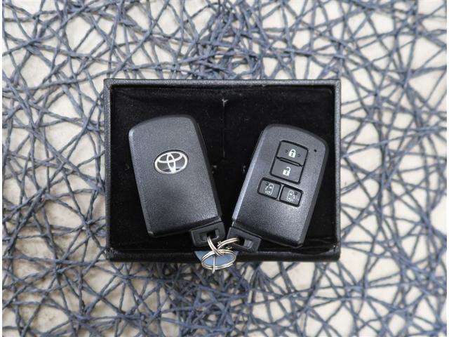 ノア Si ダブルバイビーIII 純正10型SDナビ 両側電動スライドドア バックカメラ 衝突被害軽減 コーナーセンサー スマートキー LEDヘッドライト ETC2.0 クルーズコントロール 純正16インチアルミホイール オートライト(14枚目)