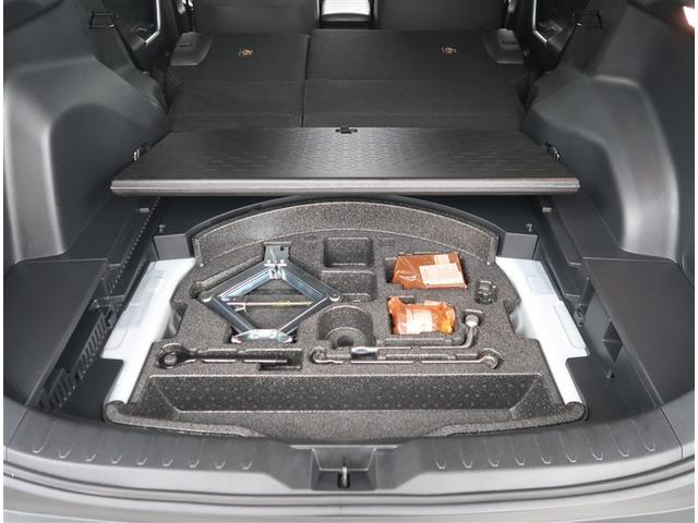 ＲＡＶ４ Ｘ　モデリスタ製フロントスポイラー付き　ＳＤナビ　衝突被害軽減　ＥＴＣ　レーダークルーズ　コーナーセンサー　車線逸脱警報　ＬＥＤヘッドライト　オートライト　オートエアコン　スマートキー　電動格納ミラー（16枚目）