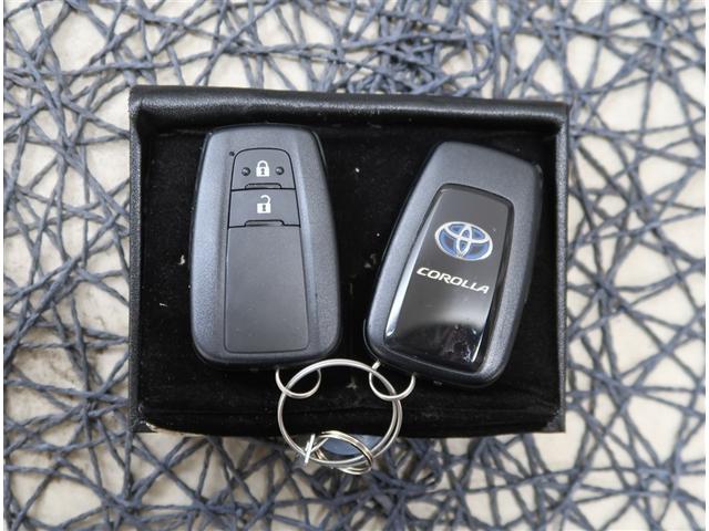 カローラスポーツ ハイブリッドＧ　スタイルパッケージ　純正７型ディスプレイオーディオ　バックカメラ　衝突被害軽減　レーダークルーズ　ブラインドスポットモニター　コーナーセンサー　スマートキー　ＬＥＤヘッドライト　ＥＴＣ　純正１６インチアルミホイール（13枚目）