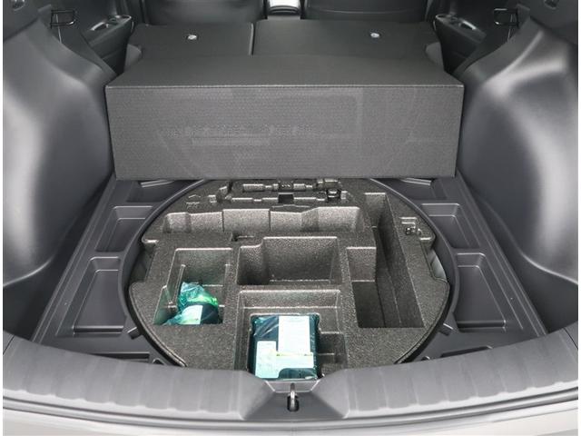 カローラクロス ハイブリッド　Ｚ　モデリスタ製エアロ　ディスプレイオーディオ　衝突被害軽減装置　ブラインドスポットモニター　全周囲カメラ　ＵＳＢ　Ｂｌｕｅｔｏｏｔｈ　１５００Ｗ電源　パワーシート　電動リヤゲート　シートヒーター　ＥＴＣ（19枚目）