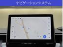 カローラツーリング ハイブリッド　ダブルバイビー　社用車　１０．５型ディスプレイオーディオ　バックカメラ　シートヒーター　ブラインドスポットモニター　レーダークルーズコントロール　クリアランスソナー　衝突被害軽減　オートハイビーム　ＥＴＣ２．０（4枚目）