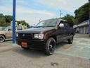 TOYOTA HILUX SPORTS PICK UP