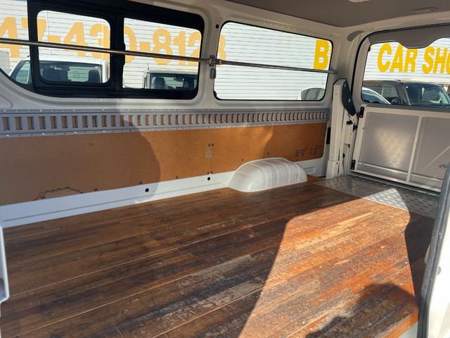 ハイエースバン ロングＤＸ　パワーリフト付き　３人乗り　保証付　車検整備付き（19枚目）