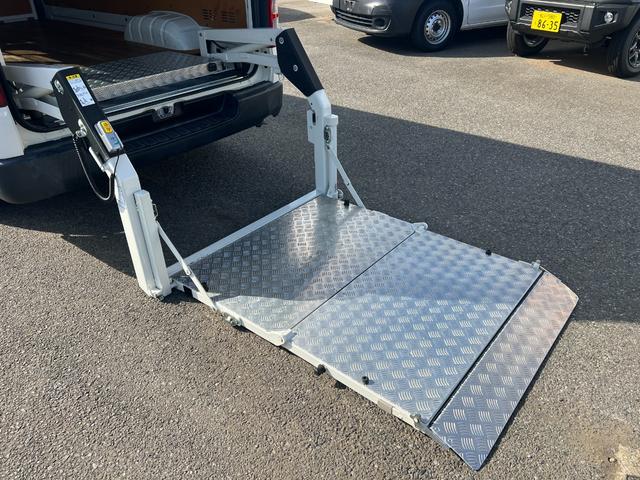 ハイエースバン ロングＤＸ　パワーリフト付き　３人乗り　保証付　車検整備付き（23枚目）