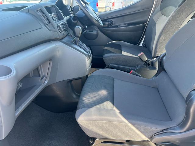 NV200バネットバン DX 2人乗り 車検整備付き 保証付き(17枚目)