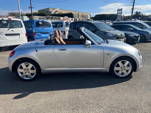 コペン タンレザーエディション　ファーストアニバーサリーエディション　社外ナビ　ＥＴＣ（4枚目）