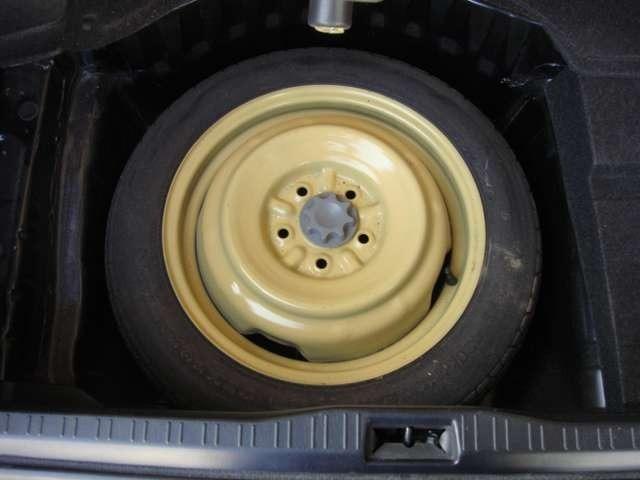 プログレ ＮＣ２５０　プライムセレクション　純正アルミ　純正コーナーポール　ナビ　ＥＴＣ（18枚目）