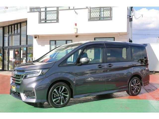 ステップワゴンスパーダ スパーダ・クールスピリット　ホンダセンシング　走行１．９万キロ　禁煙車　純正後席モニター　純正ＳＤナビ地デジ全方位カメラ　シートヒーター　Ｂｌｕｅｔｏｏｔｈ　ＥＴＣ２．０　記録簿保証書（7枚目）