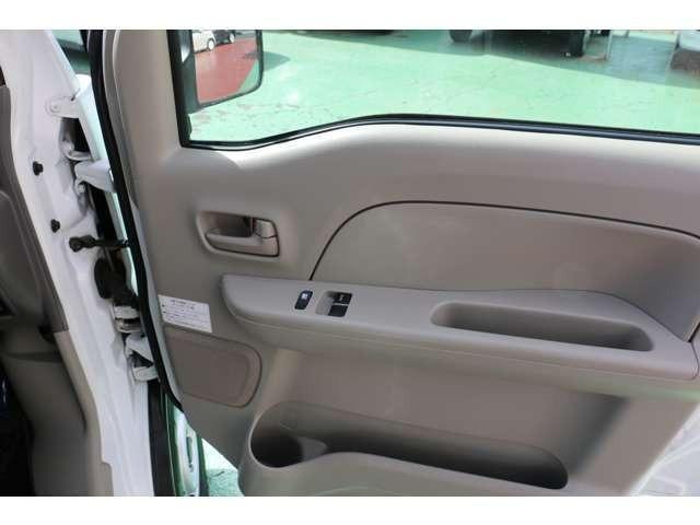 ミニキャブバン G ハイルーフ 5AT車 点検整備記録簿10枚 キーレス パワーウインドウ ワンオーナー車(13枚目)