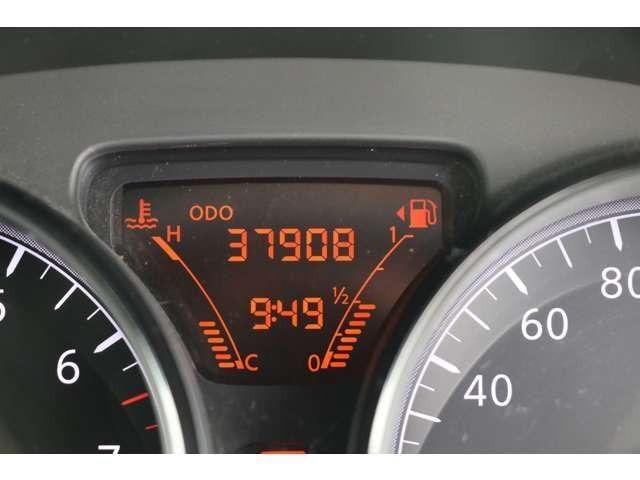 ノート X ブランナチュール インテリア 禁煙車 踏み間違い防止装置 衝突軽減ブレーキ 全方位カメラ付きSDナビ地デジ 純正ドラレコ 車線逸脱警報装置 スマートキー スペアキーあり(3枚目)