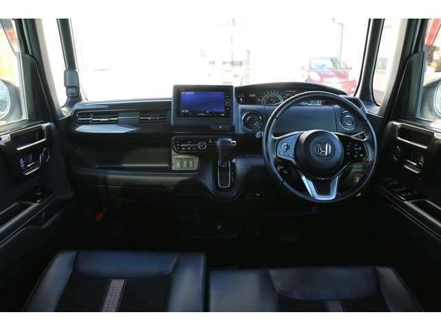 Ｎ－ＢＯＸカスタム Ｇ・Ｌターボホンダセンシング　禁煙車　純正ＳＤナビ地デジＢカメラ　ホンダセンシング（2枚目）