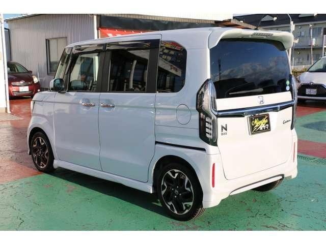 Ｎ－ＢＯＸカスタム Ｇ・Ｌターボホンダセンシング　禁煙車　純正ＳＤナビ地デジＢカメラ　ホンダセンシング（8枚目）