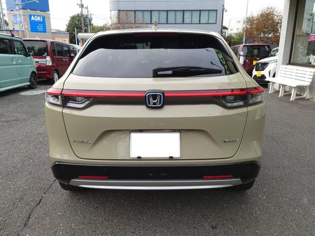 ヴェゼル e:HEV Z LDA 衝突回避支援ブレーキ機能 スマキ Pトランク フルオートエアコン オートLED エアバッグ 両席エアバック パワーウィンドウ LEDランプ ソナー クルーズC キーレスエントリー シートヒータ(5枚目)