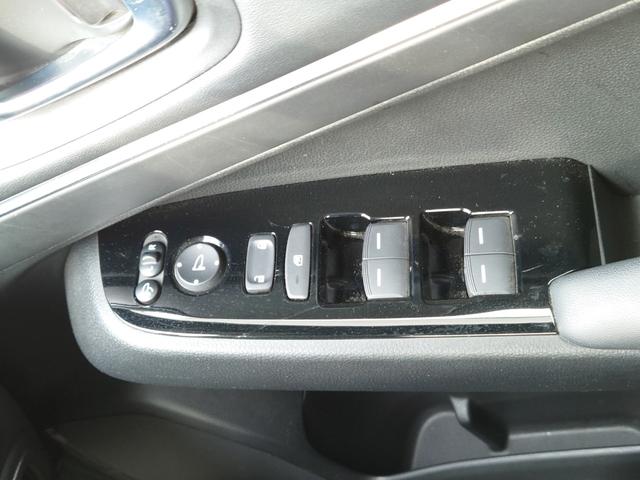 ヴェゼル e:HEV Z LDA 衝突回避支援ブレーキ機能 スマキ Pトランク フルオートエアコン オートLED エアバッグ 両席エアバック パワーウィンドウ LEDランプ ソナー クルーズC キーレスエントリー シートヒータ(17枚目)