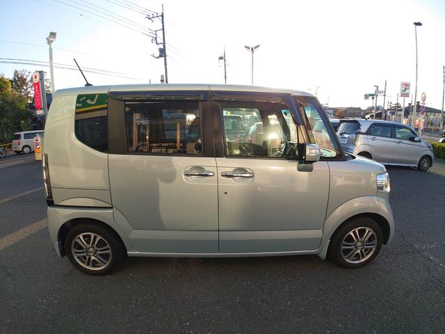 Ｎ－ＢＯＸ Ｇ　スマキ－　ＡＵＴＯエアコン　イモビライザー　フロントベンチシート　ＷエアＢ　エアＢ　キーフリーシステム　衝突安全ボディ　ＰＷ　横滑防止　ＡＢＳ　パワーステアリング　アイドリングストップ車（7枚目）