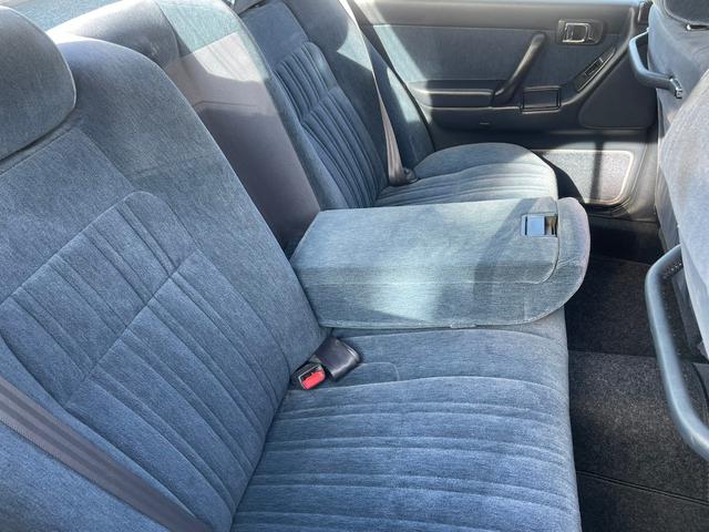 クラウン スーパーサルーンエクストラ 丸目ライト 前後メッキバンパー 新品ローダウンサス 新品ラリーホイール 新品ホワイトリボンタイヤ 色替え全塗装 保証付(28枚目)