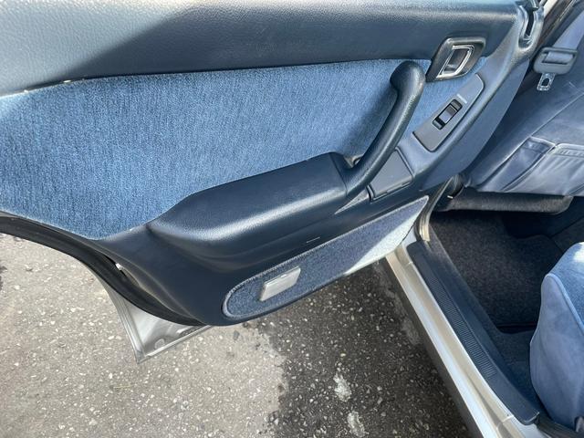 クラウン スーパーサルーンエクストラ 丸目ライト 前後メッキバンパー 新品ローダウンサス 新品ラリーホイール 新品ホワイトリボンタイヤ 色替え全塗装 保証付(34枚目)