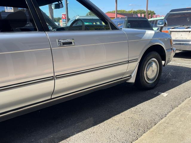 クラウンステーションワゴン スーパーデラックス メッキバンパー仕様 バンゲート グラントステアリング フェンダーミラー 7人乗りサードシート付 ETC 保証付(26枚目)