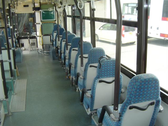 日産ディーゼル 大型送迎バス　８１人乗り（11枚目）